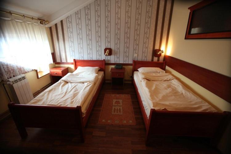 Hotel Dunav Sremski Karlovci Habitación foto